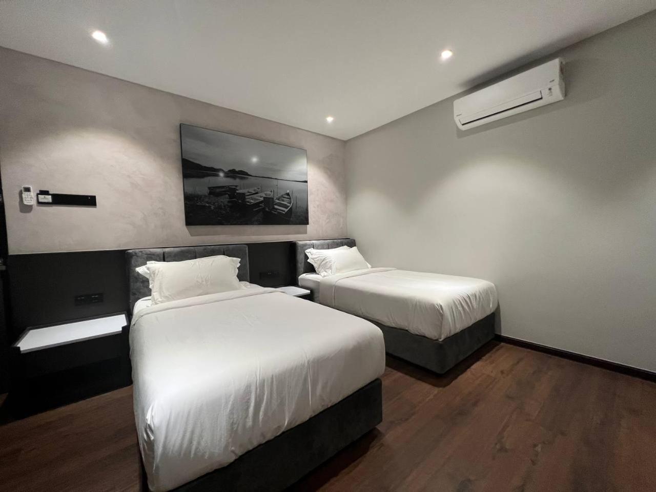 All In Hotel Кангар Екстер'єр фото